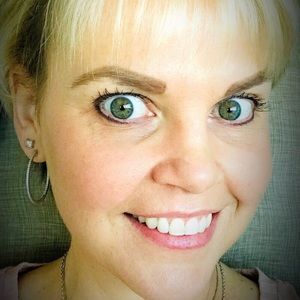 Meet your Posher, Lindsi